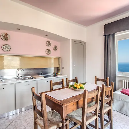 Apartament M *