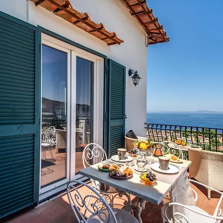Apartament M *