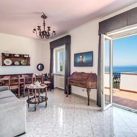 Plaza Coast * Sorrento